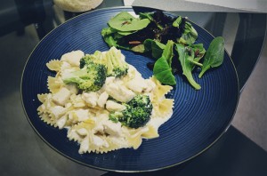 Pasta with Chicken, Broccoli in Lemon Sauce - Serve