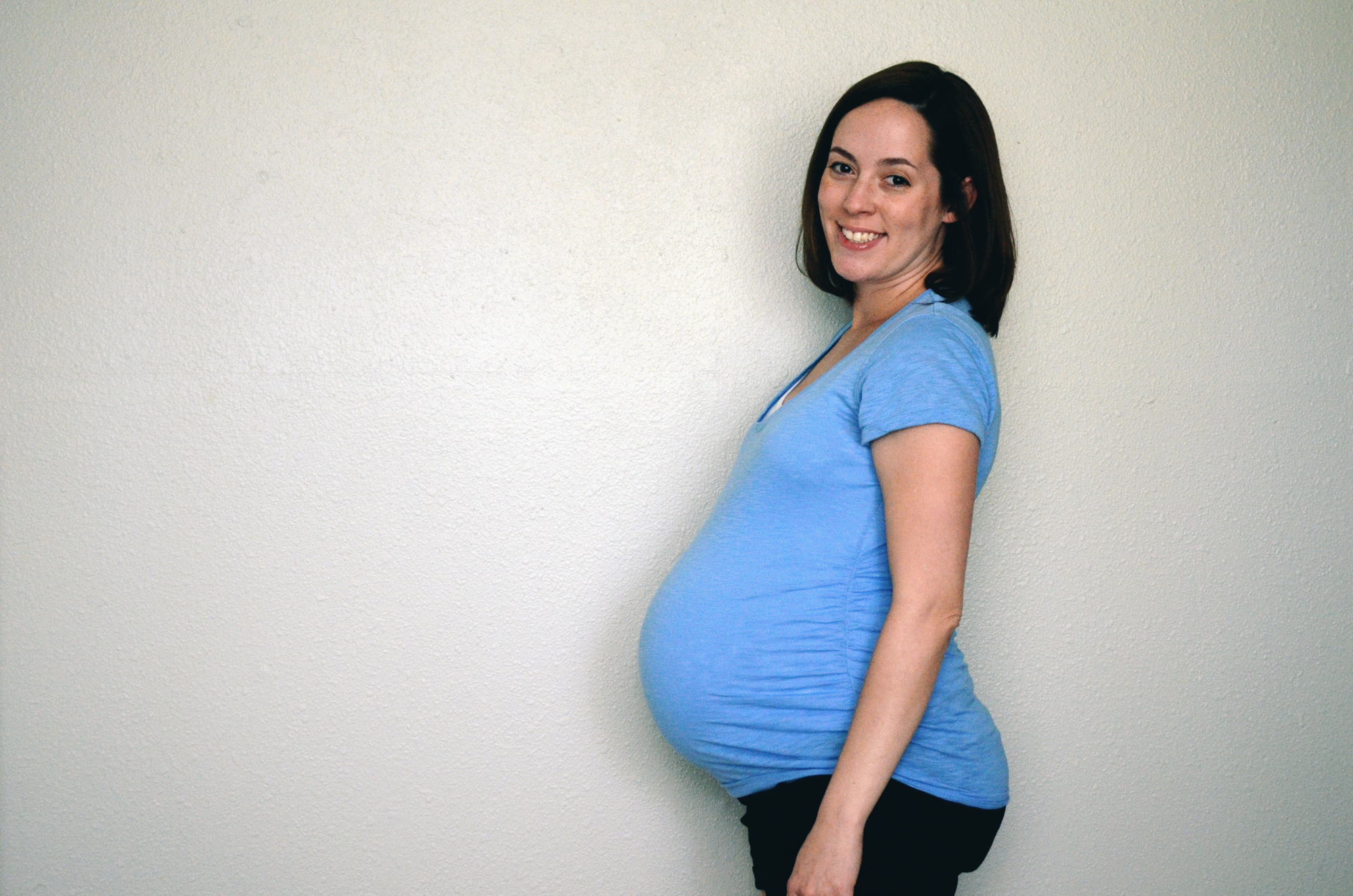 Baking #2: 40 Weeks - Mom in Leggings